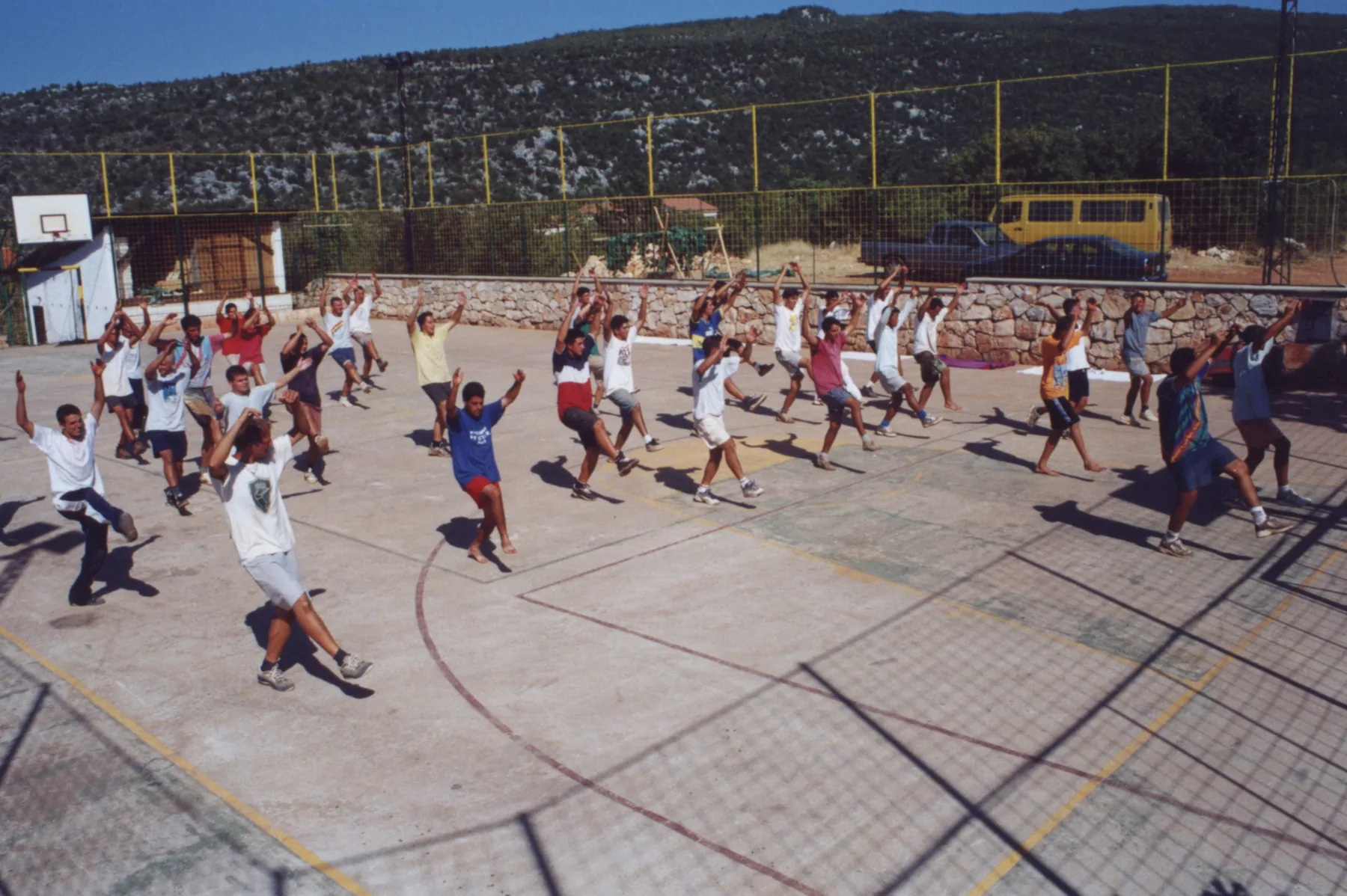 1999